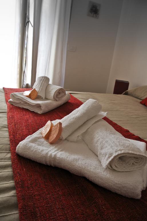 B&B Roma Citta Aperta Værelse billede